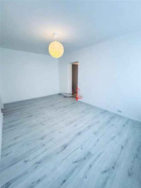 Titan Minis Vanzare apartament