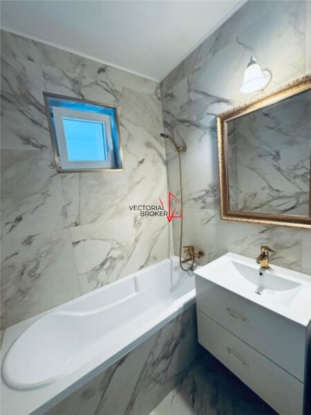 Titan Minis Vanzare apartament